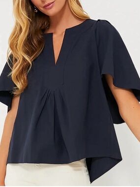 Pomander Place Finley top